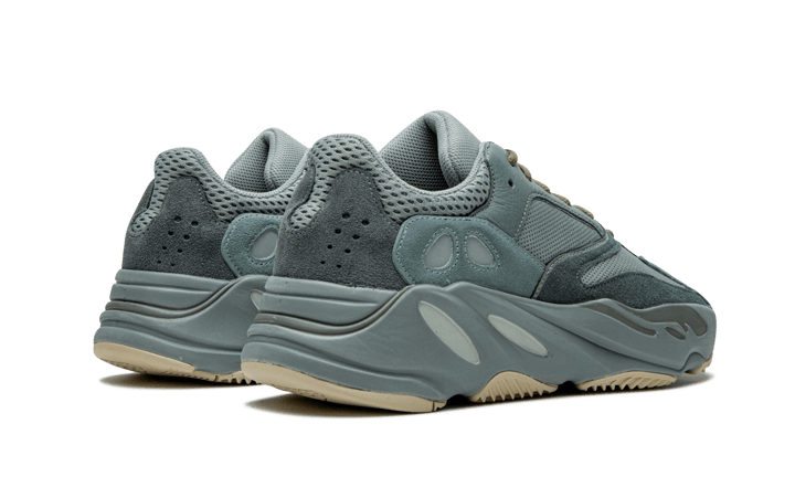 Yeezy 700 Teal Blue – פריט חובה לאופנה שלך! Yeezy 700 | ShoeSale