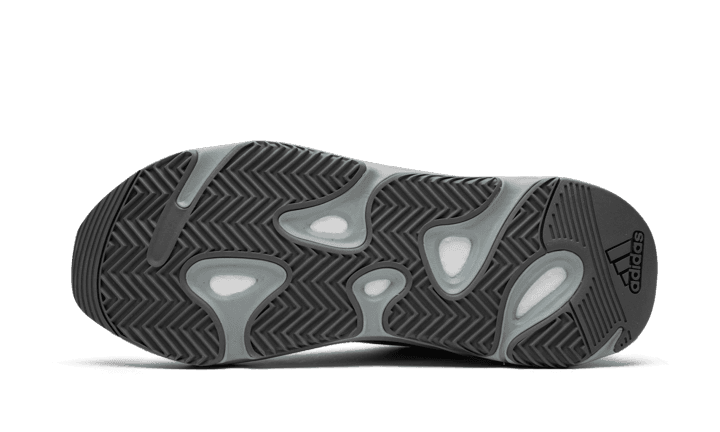 Yeezy 700 V2 Hospital Blue – הטרנד החם בעולם האופנה! Yeezy 700 | ShoeSale