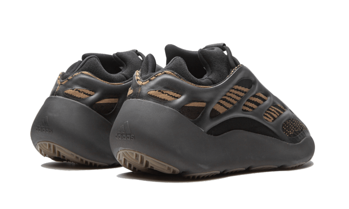 Yeezy 700 V3 Clay Brown - לאוהבי אופנה וסטייל Yeezy 700 | ShoeSale