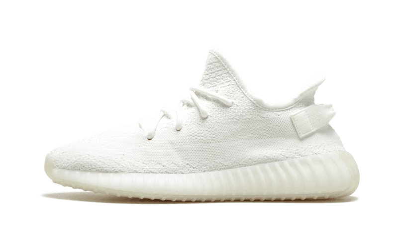 כנסו לעולם הסטייל עם Yeezy Boost 350 V2 Cream Triple White הדגמים החמים | ShoeSale