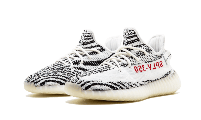 Yeezy Boost 350 V2 Zebra - סטייל ללא גבולות במחיר מנצח! הדגמים החמים | ShoeSale