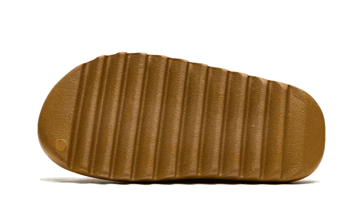 Yeezy Slide Ochre - כפכפים שאי אפשר לפספס! Yeezy | ShoeSale