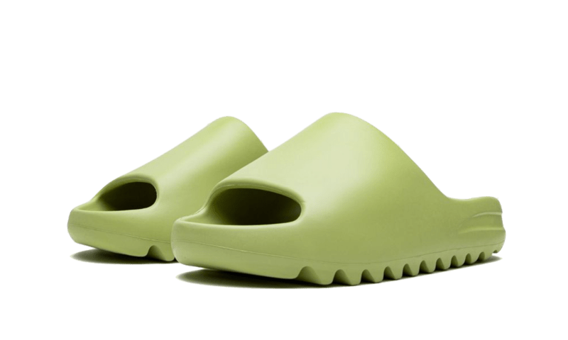 כפכפי Yeezy Slide Resin - הטרנד המוביל בעולם האופנה! Yeezy | ShoeSale