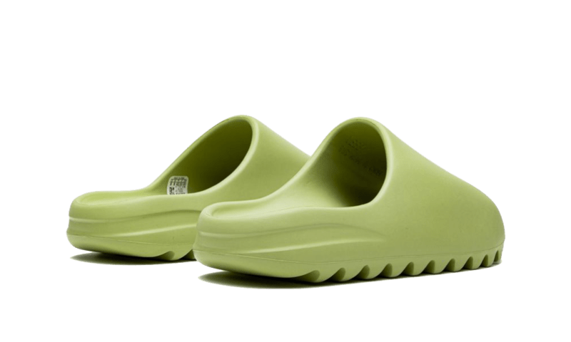 כפכפי Yeezy Slide Resin - הטרנד המוביל בעולם האופנה! Yeezy | ShoeSale