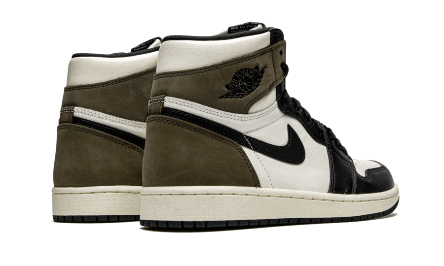 Air Jordan 1 High Dark Mocha - הפריט שמגדיר מחדש את הסטייל הדגמים החמים | ShoeSale