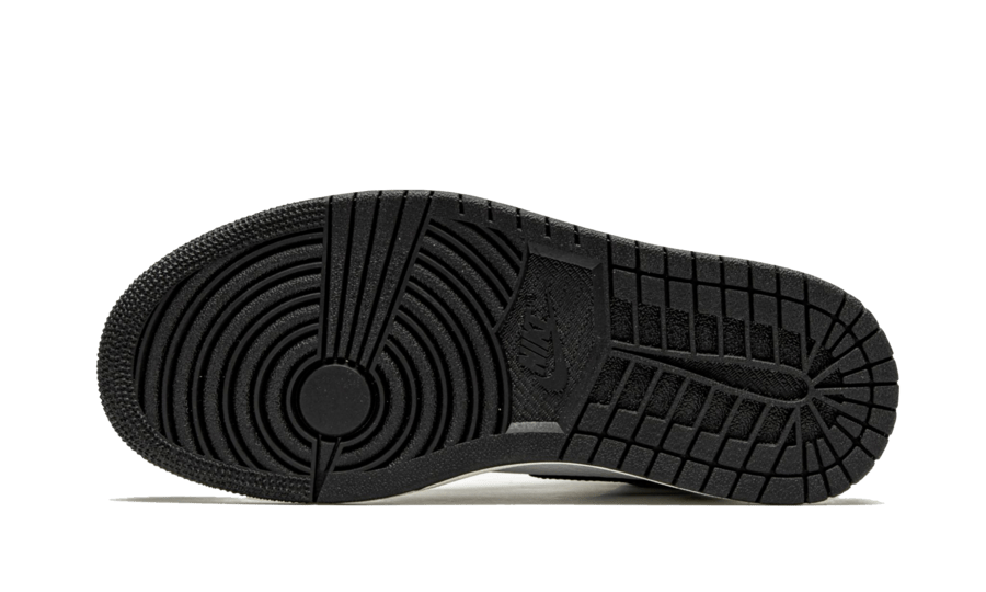 Air Jordan 1 High Lucky Green – הסניקרס שמביאות סטייל הדגמים החמים | ShoeSale