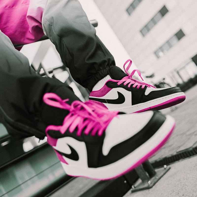Air Jordan 1 Low Black Active Fuchsia – הסניקרס שישדרגו את הסטייל שלך! AIR JORDAN | ShoeSale