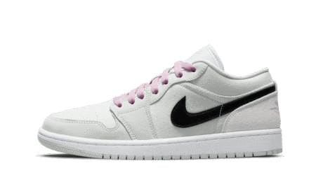 Air Jordan 1 Low Barely Green – סניקרס שצובעות את הסגנון שלך AIR JORDAN | ShoeSale