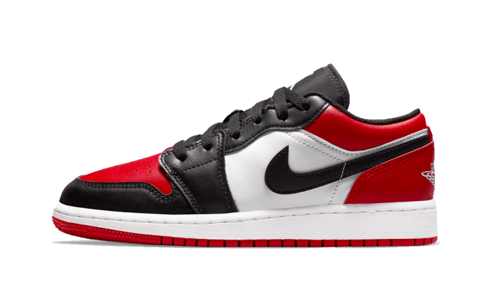 Air Jordan 1 Low Bred Toe (2021) – לחוויית נעליים שאי אפשר להפסיק לדבר עליהן! AIR JORDAN | ShoeSale