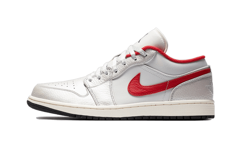 הסטייל שלך מתחיל כאן - Air Jordan 1 Low Night Track במחיר מדהים! AIR JORDAN | ShoeSale