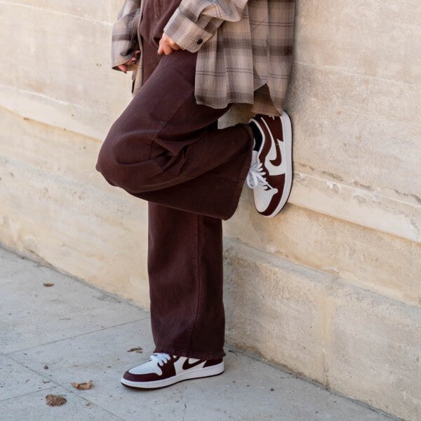 Air Jordan 1 Low Team Red – קלאסיקה בעיצוב מודרני! AIR JORDAN | ShoeSale