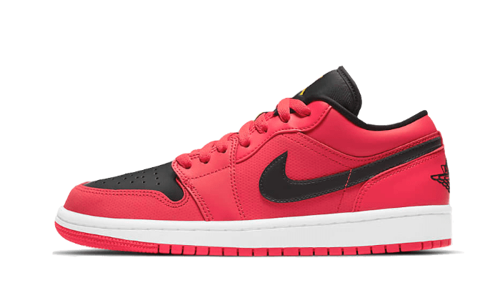 Air Jordan 1 Low Siren Red - אמנות הסניקרס בהתגלמותה AIR JORDAN | ShoeSale