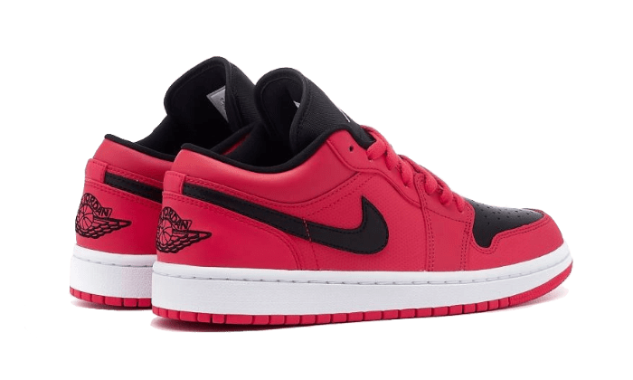 Air Jordan 1 Low Siren Red - אמנות הסניקרס בהתגלמותה AIR JORDAN | ShoeSale