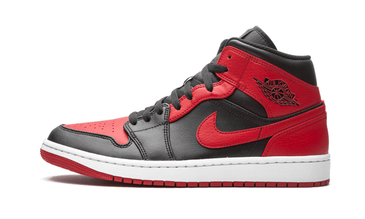 הנעלים המרגשות של השנה: Air Jordan 1 Mid Banned (2020) – סטייל בלתי מתפשר! AIR JORDAN | ShoeSale