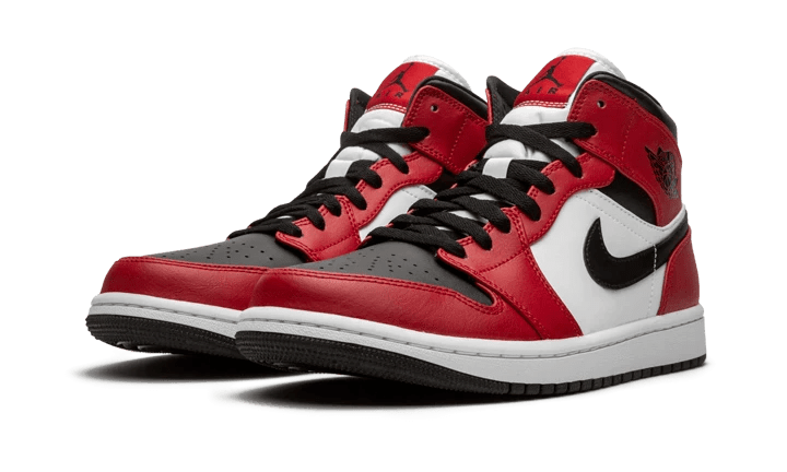 Air Jordan 1 Mid Chicago Black Toe - הכנס סטייל לחיים שלך הדגמים החמים | ShoeSale