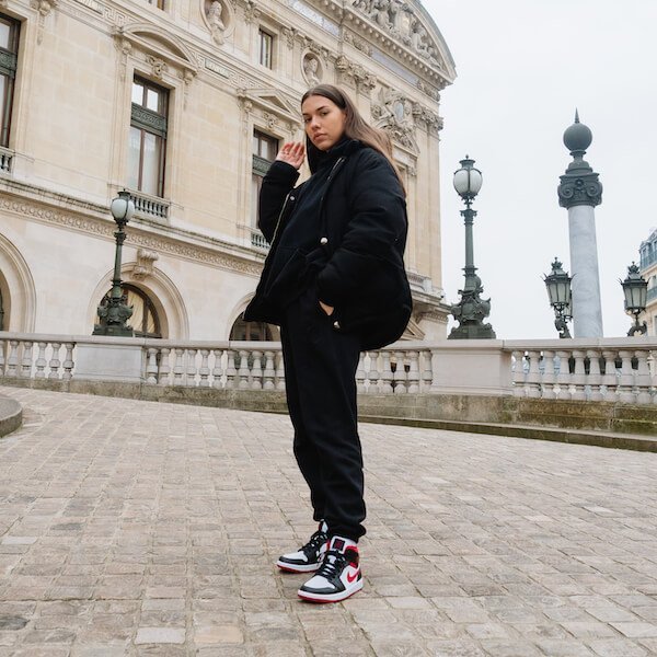 Air Jordan 1 Mid Gym Red Black White – סניקרס שמטריפות את הסטייל שלך! הדגמים החמים | ShoeSale