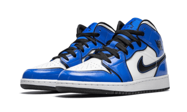 Air Jordan 1 Mid Signal Blue - הגשמת חלום האופנה שלך אצל ShoeSale! AIR JORDAN | ShoeSale