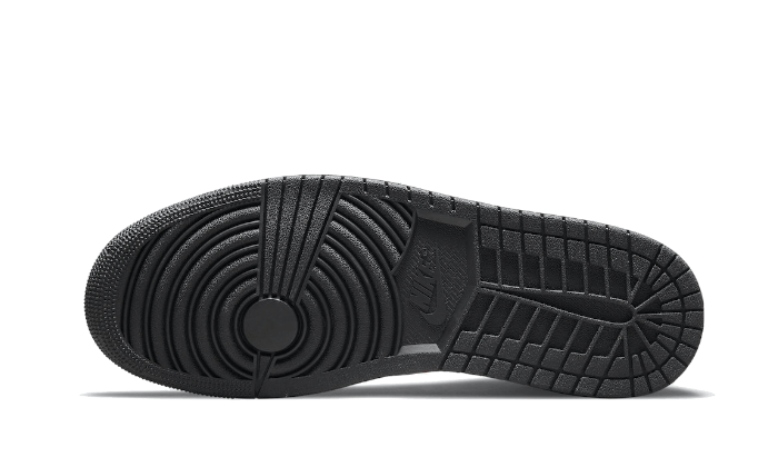 Air Jordan 1 Mid Zig-Zag - הסניקרס שמגדירות סטייל AIR JORDAN | ShoeSale