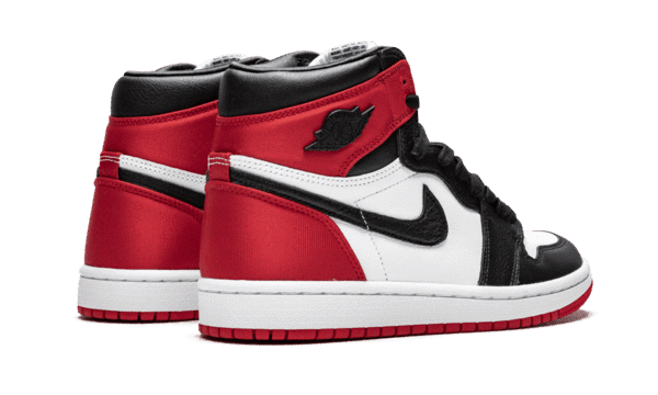 Air Jordan 1 Retro High Satin Black Toe – הסניקרס שכולם מדברים עליהן! AIR JORDAN | ShoeSale