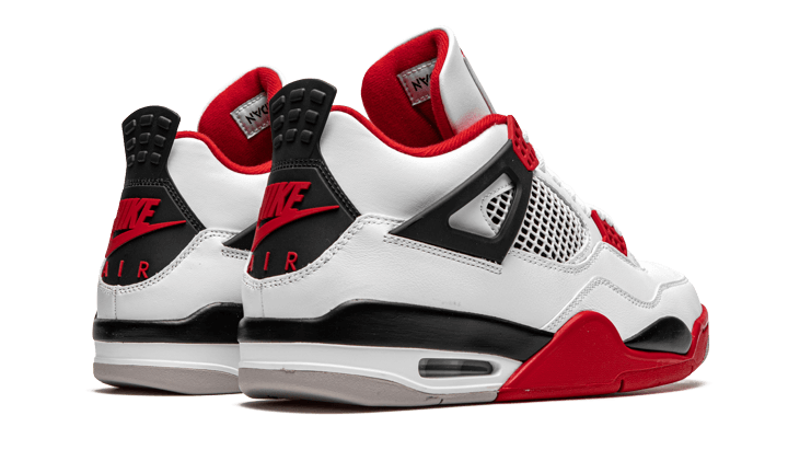 הסניקרס המושלמות: Air Jordan 4 Retro Fire Red (2020) - הופכים כל הופעה לסטייל עוצר נשימה! AIR JORDAN | ShoeSale