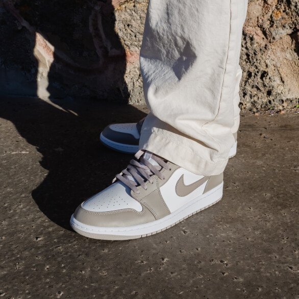 Air Jordan 1 Mid Linen - סניקרס עם סטייל שאין שני לו! הדגמים החמים | ShoeSale