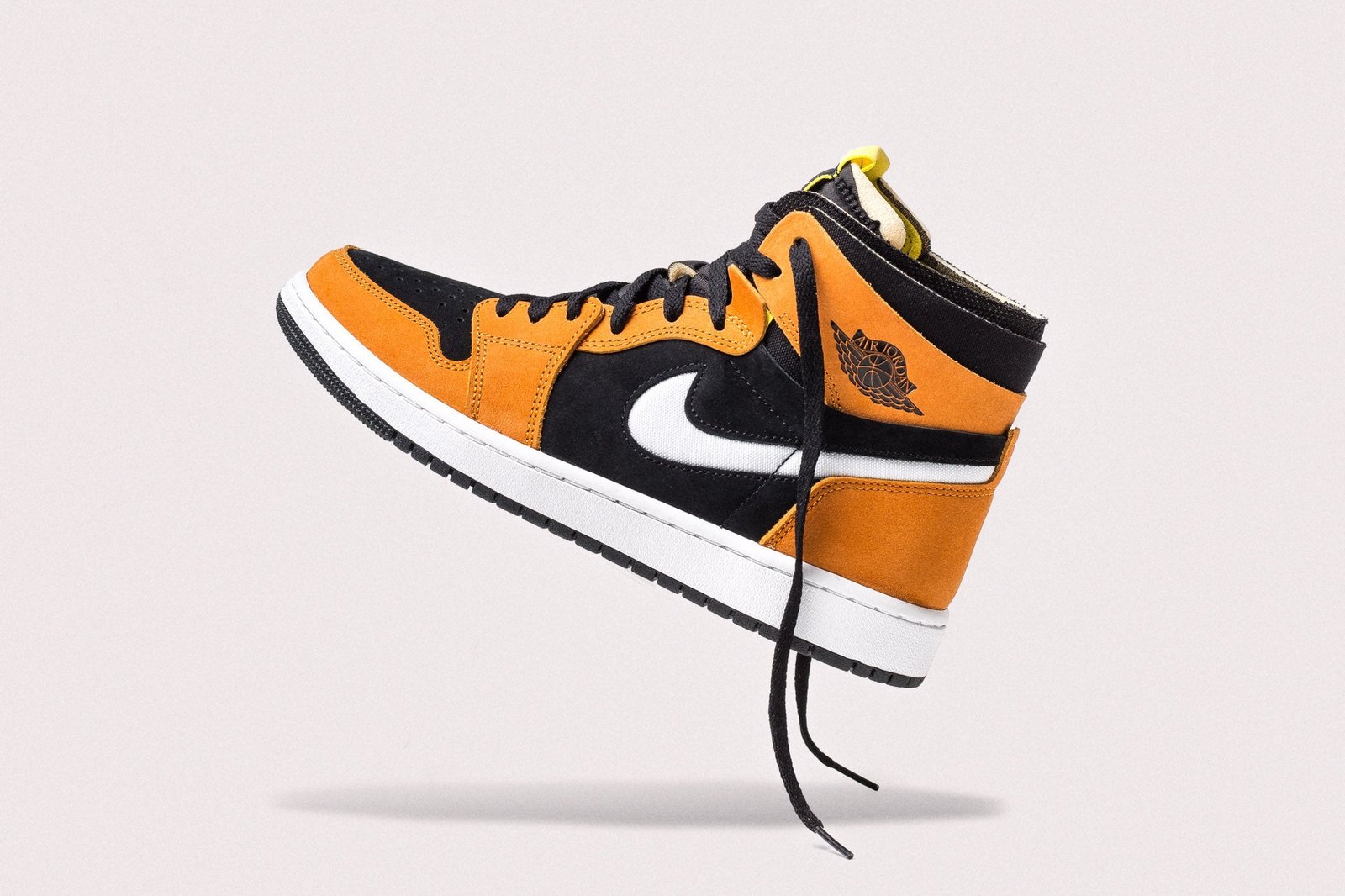 Air Jordan 1 High Zoom Air Cmft Black Monarch - הסניקרס שמגדירות סטייל AIR JORDAN | ShoeSale