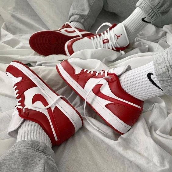 Air Jordan 1 Low Gym Red White - הקו החדש של אופנת הנעליים! AIR JORDAN | ShoeSale