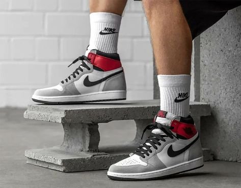 סניקרס Air Jordan 1 Retro High Light Smoke Grey - הטרנד הבא של אופנה וסטייל AIR JORDAN | ShoeSale