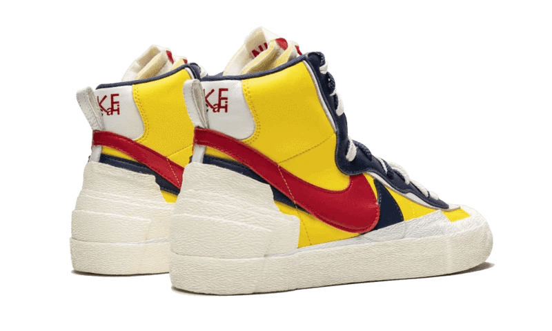 סניקרס Blazer Mid Sacai Snow Beach - קו אופנה בלתי נגמר NIKE | ShoeSale
