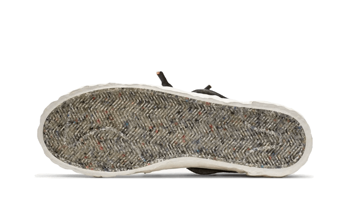 תפסו את הטרנד עם בלייזר מיד רדימייד לבן - נעליים שיביאו לכם סטייל! NIKE | ShoeSale