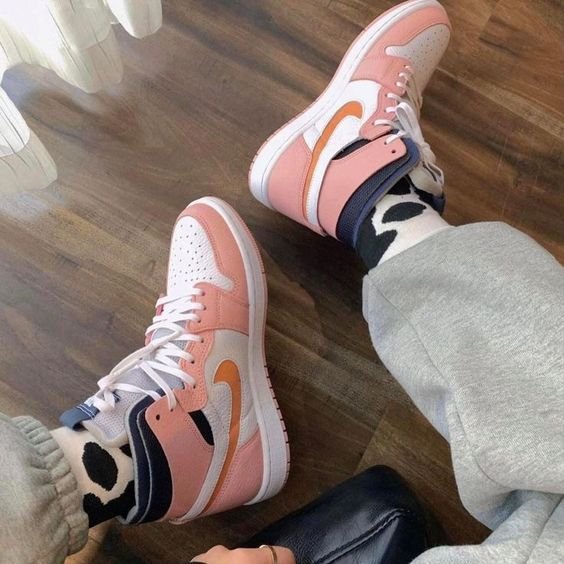 Air Jordan 1 High Zoom Air Cmft Pink Glaze - נעלי הטרנדים שמתאימות לכל סגנון AIR JORDAN | ShoeSale