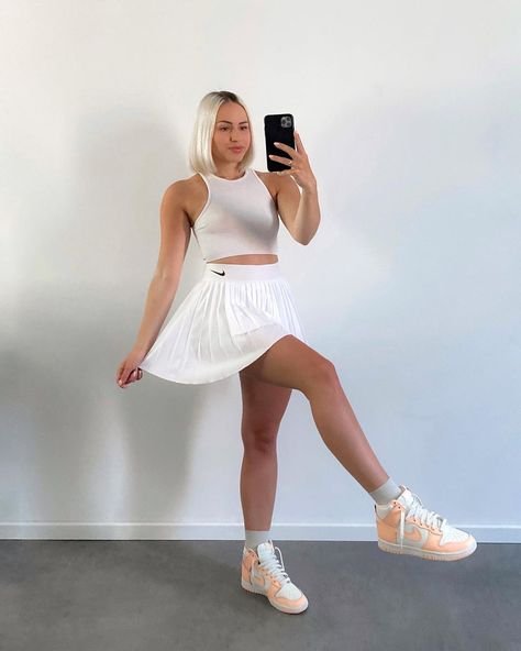 Dunk High Crimson Tint - המדרגה הבאה באופנה שלך! NIKE | ShoeSale