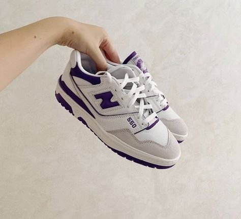 New Balance 550 White Purple - הטרנד שיגרום לך לכולם להסתכל! NEW BALANCE | ShoeSale