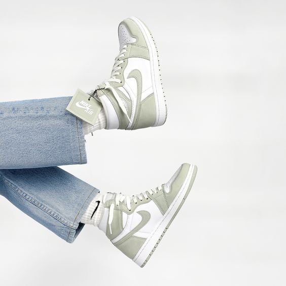 Air Jordan 1 High Og Seafoam – הצלחה אופנתית עם טוויסט הדגמים החמים | ShoeSale