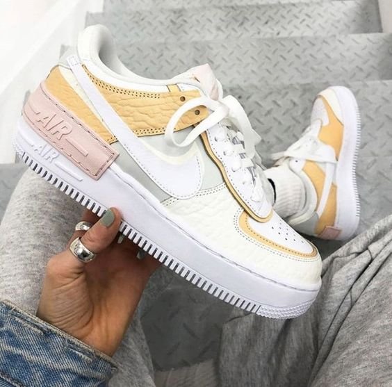 התרגשות חדשה עם Air Force 1 Shadow Spruce – תמצאו את הסטייל שלכם ב-ShoeSale! NIKE | ShoeSale