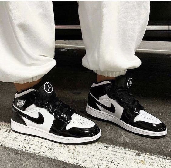 Air Jordan 1 Mid Se Carbon Fiber - סניקרס שיקיות באופנה עכשווית הדגמים החמים | ShoeSale