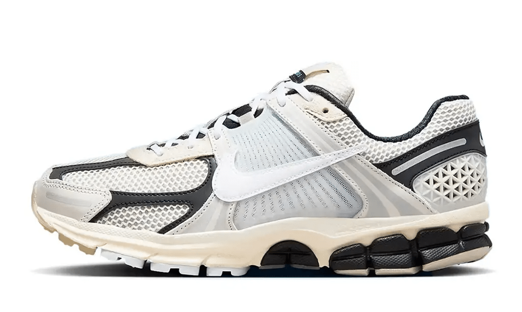 Nike Zoom Vomero 5 Supersonic - נעלי הספורט שיהפכו את כל ההופעות שלך לסטייל חסר תחרות Nike Zoom | ShoeSale