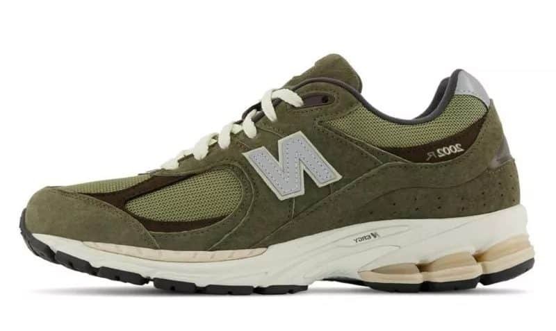 New Balance 2002R Olive Brown – השילוב המושלם של סטייל ונוחות באופנה NEW BALANCE | ShoeSale