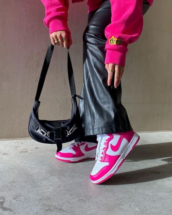 Dunk High Pink Prime - המגפיים שלא תרצו לפספס! NIKE | ShoeSale