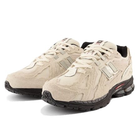 שדרגו את הסטייל שלכם עם New Balance 1906 Protection Pack Beige! NEW BALANCE | ShoeSale