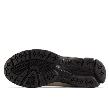 שדרגו את הסטייל שלכם עם New Balance 1906 Protection Pack Beige! NEW BALANCE | ShoeSale