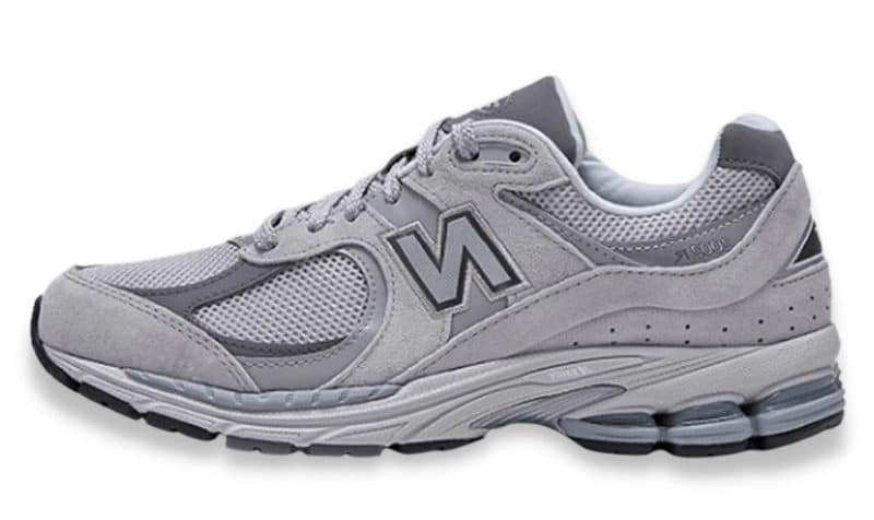 New Balance 2002R Grey - התצוגה האולטימטיבית של אופנה וסטייל NEW BALANCE | ShoeSale