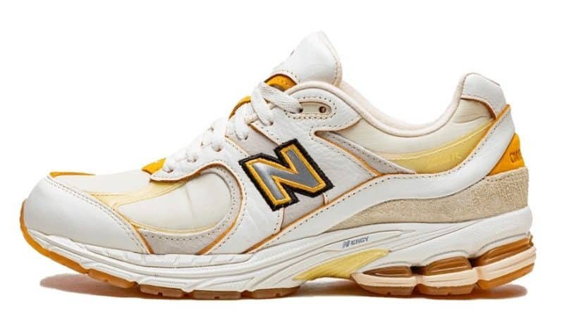 ניו באלנס 2002R Joe Freshgoods – השיחה על אופנה וסטייל! NEW BALANCE | ShoeSale