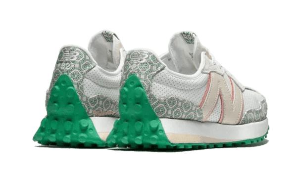 New Balance 327 CASABLANCA HOLLY GREEN - הנעל שתהפוך את כל מבט אליך NEW BALANCE | ShoeSale