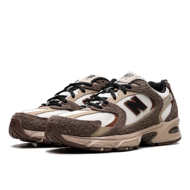 סטייל בלתי מתפשר עם נעלי New Balance 530 Brown Tan – הנבחרות של ShoeSale! NEW BALANCE | ShoeSale
