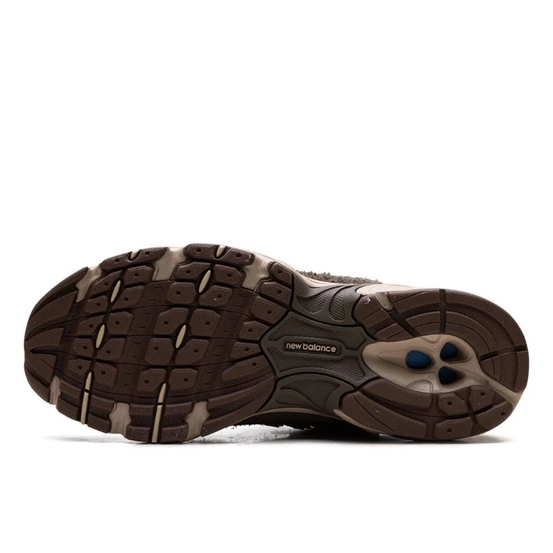 סטייל בלתי מתפשר עם נעלי New Balance 530 Brown Tan – הנבחרות של ShoeSale! NEW BALANCE | ShoeSale