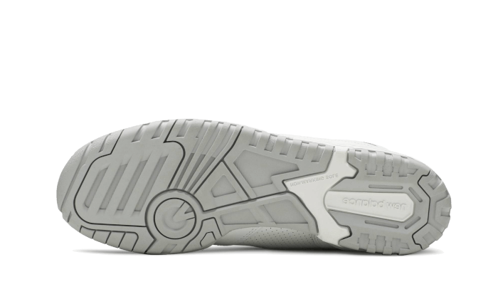 סניקרס New Balance 550 White Grey – החוויה המושלמת בכל צעד! NEW BALANCE | ShoeSale