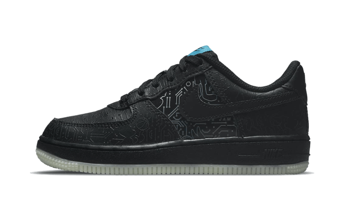 סוף סוף הגיע: נעלי Air Force 1 Low ’07 Computer Chip Space Jam – הטרנד המושלם לאופנה שלך! NIKE | ShoeSale