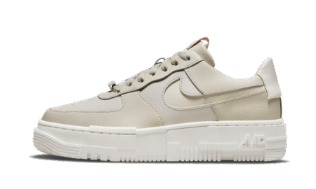 גלה את נעלי Air Force 1 Low Pixel Stone Bone Summit White - הטרנד הבא שלך! NIKE | ShoeSale