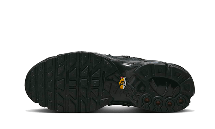 Nike Air Max Plus Toggle Black Reflective - נעליים שמפתחות סטייל NIKE | ShoeSale
